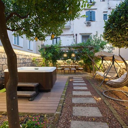 Amore Rentals - Appartamento Terrazza Tasso Сорренто Экстерьер фото