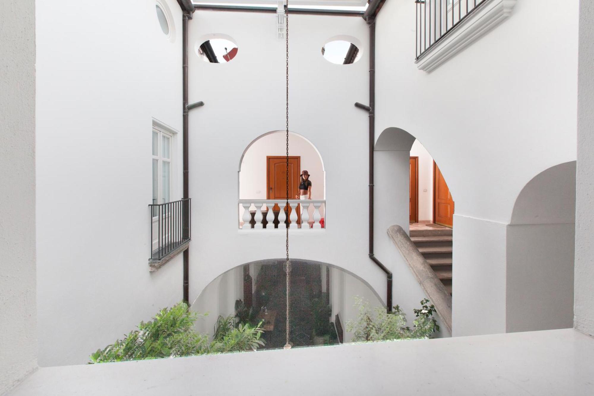Amore Rentals - Appartamento Terrazza Tasso Сорренто Экстерьер фото