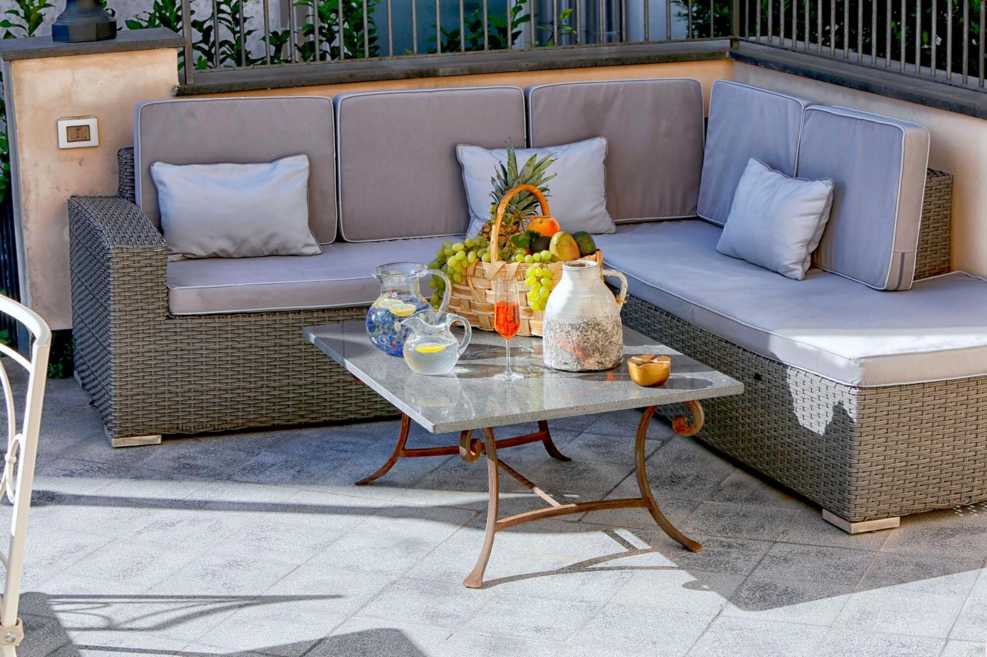 Amore Rentals - Appartamento Terrazza Tasso Сорренто Экстерьер фото